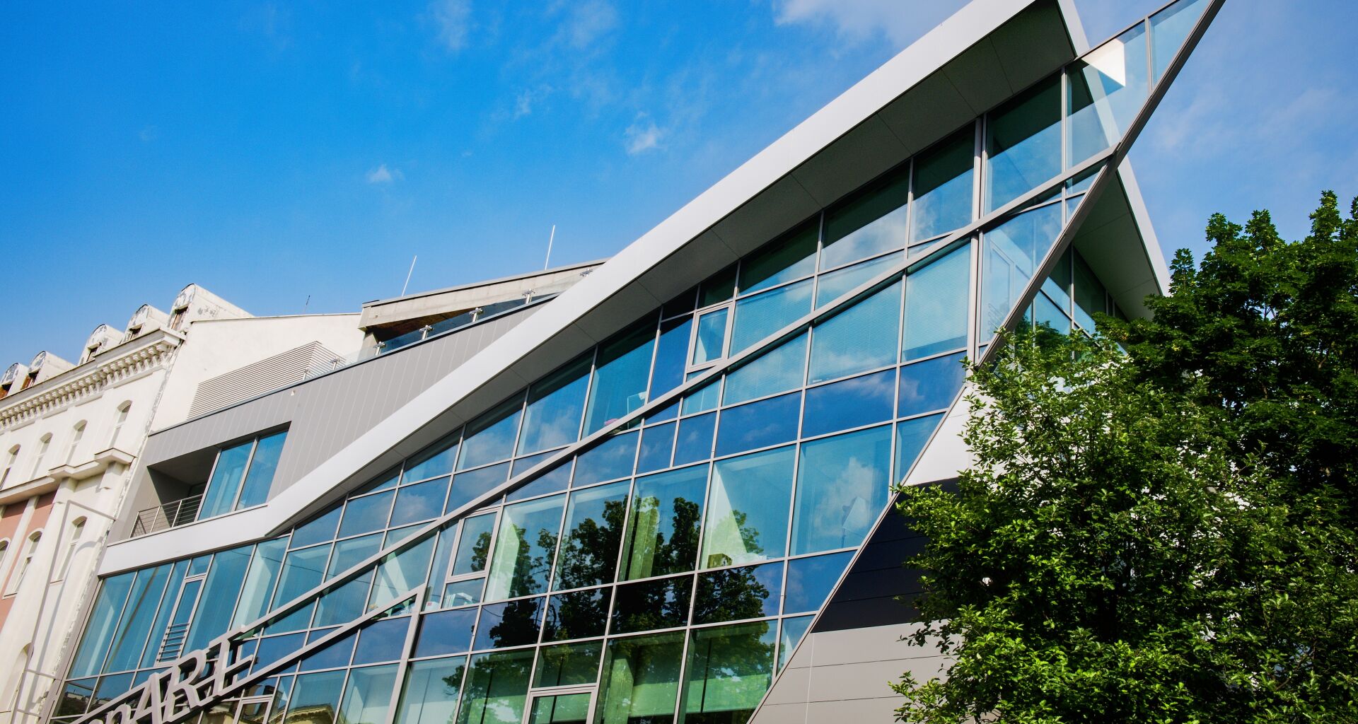 Stavíme moderní a chytré budovy